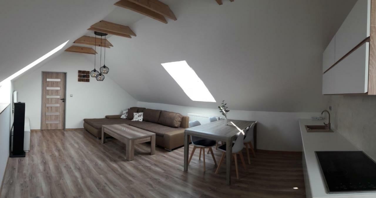 Apartman Za-Ka 1 Ubytovani Litovel Cervenka Buitenkant foto
